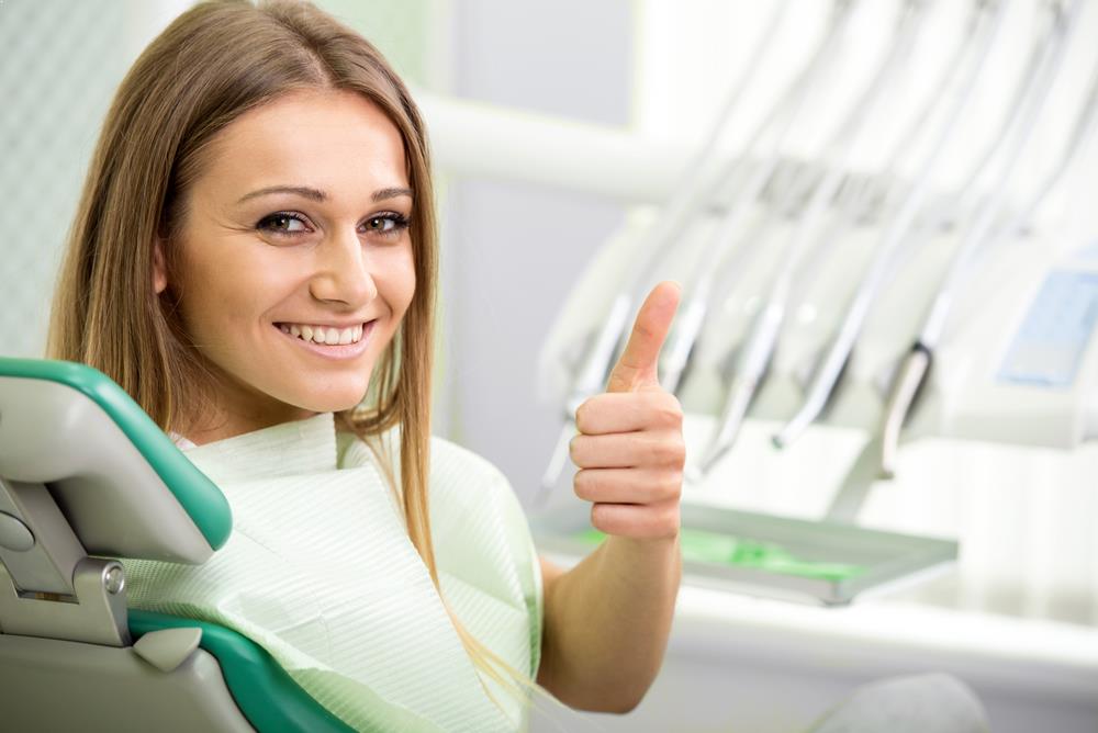 5 Reasons to see a professional cosmetic dentist